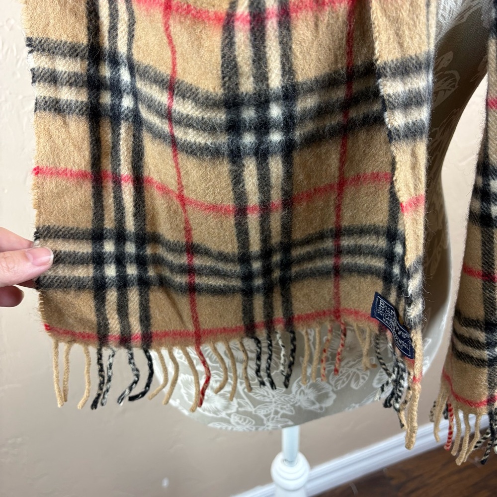 Vintage Burberry Classic Check Cashmere Wool Scarf Fringe Nova Check - Picture 2 of 5